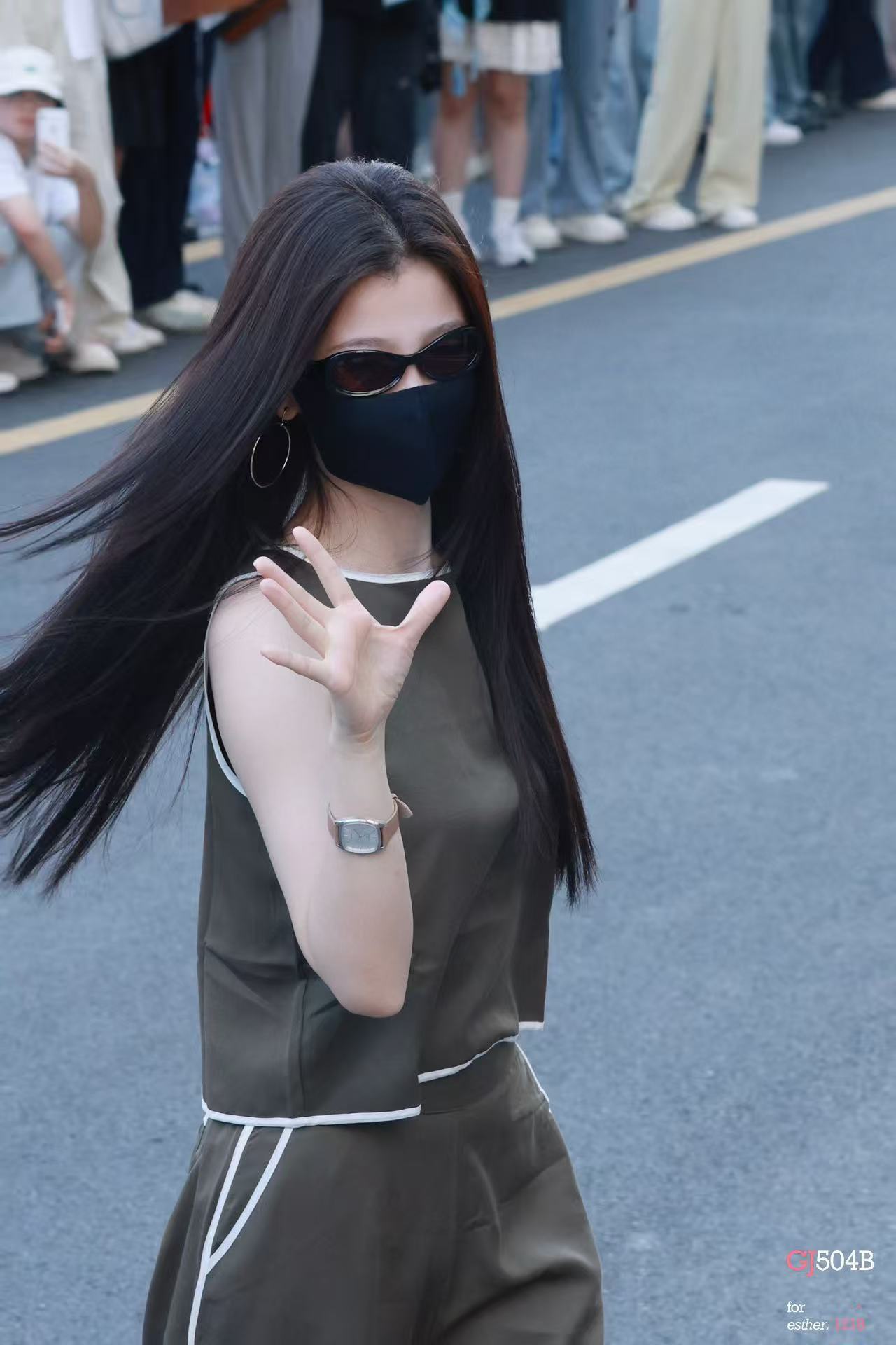 虞书欣 EstherStyle私服穿搭来自星星的穿搭 🪐欧式度假风穿搭2608