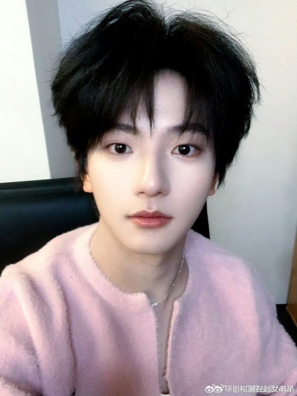 穆祉丞左中右自拍 左中右自拍 