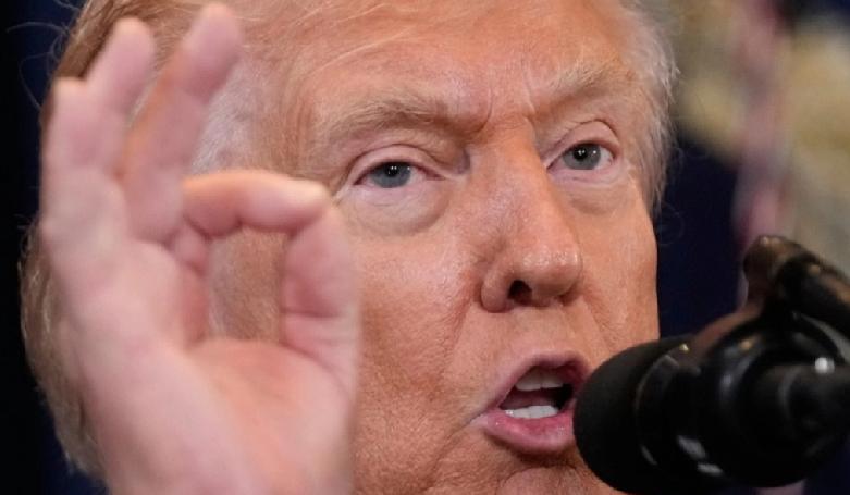 美伊战火持续延烧，全球能源命脉霍尔木兹荷莫兹海峡几近瘫痪，国际油价一度飙破每桶1