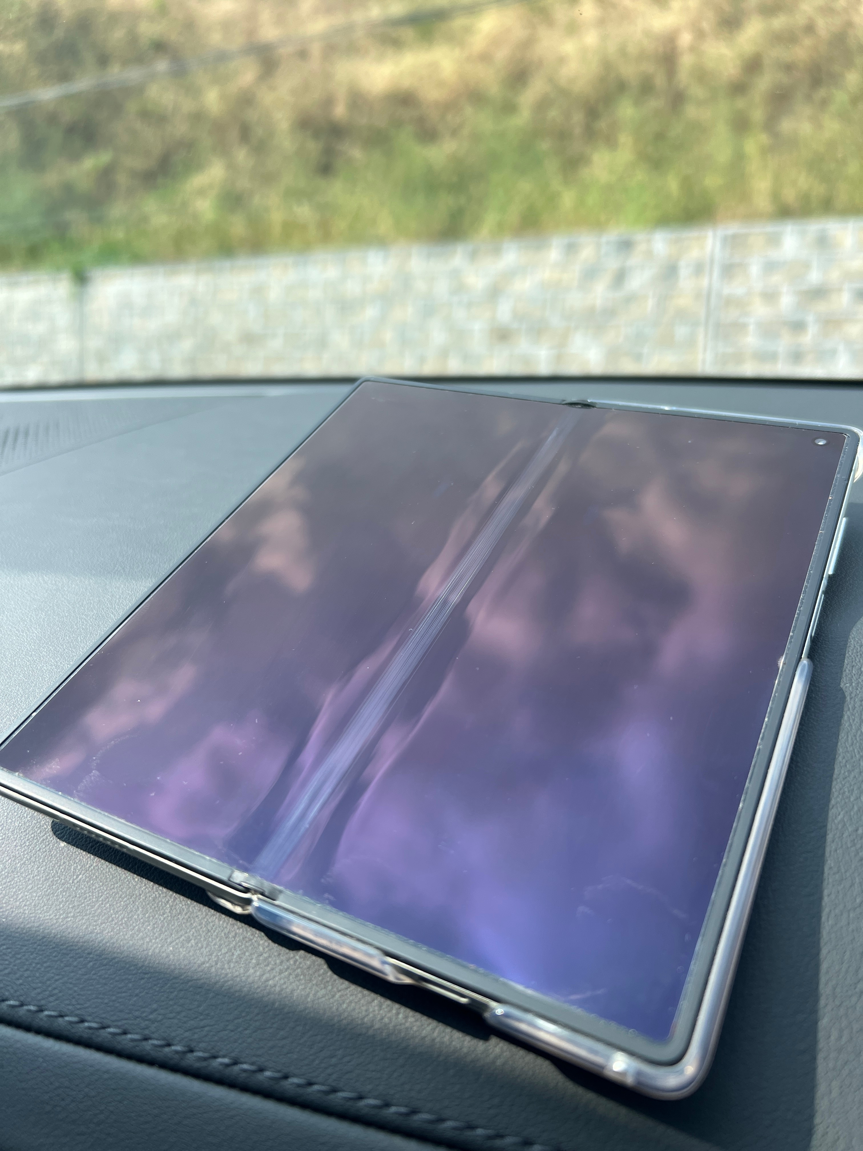 兄弟们，用了444天的vivo X Fold3，这个折痕正常吗？ ​​​