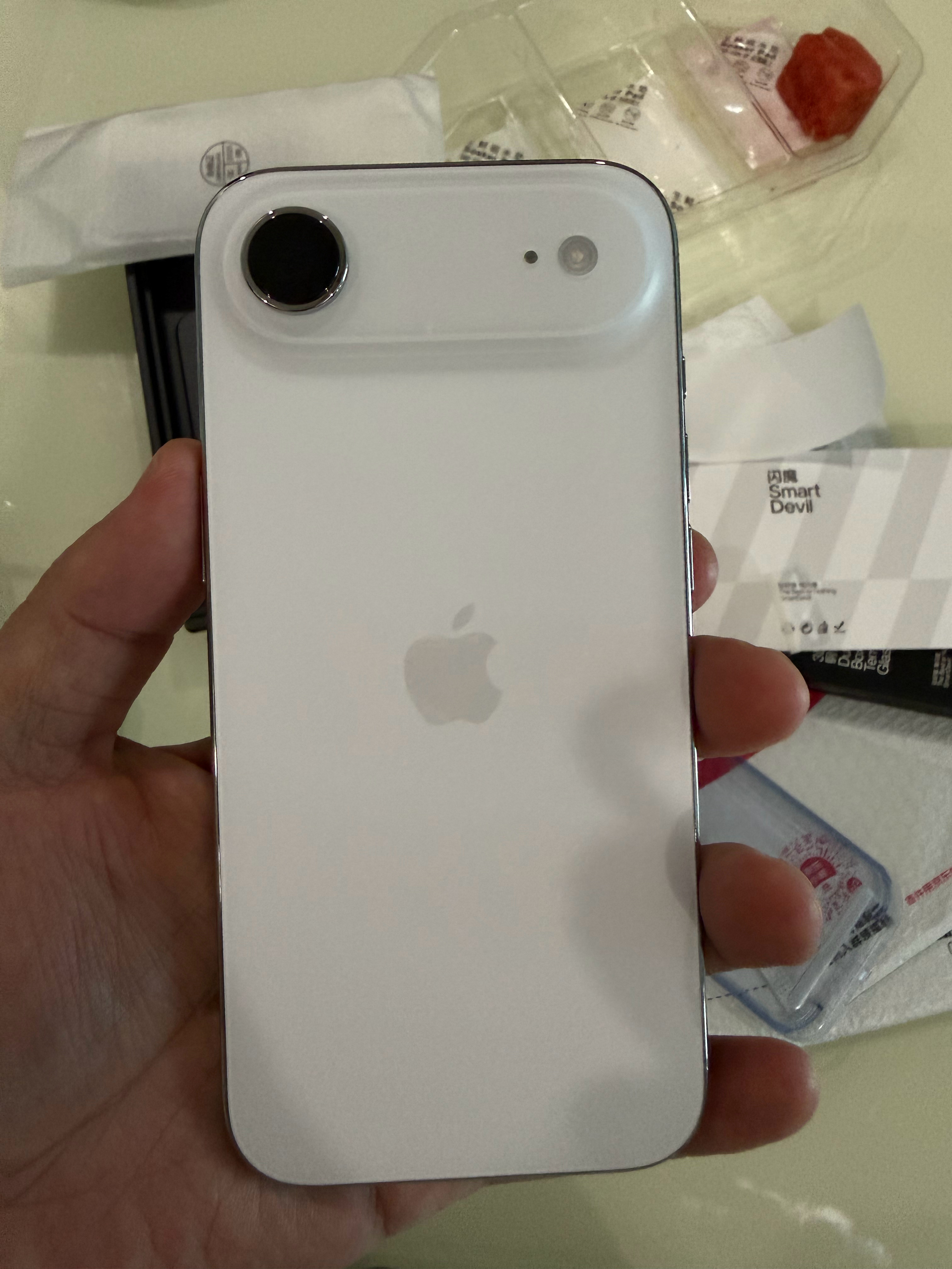 iPhone air到手去办esim，发现身份证丢了……我带上驾照护照都不行，只