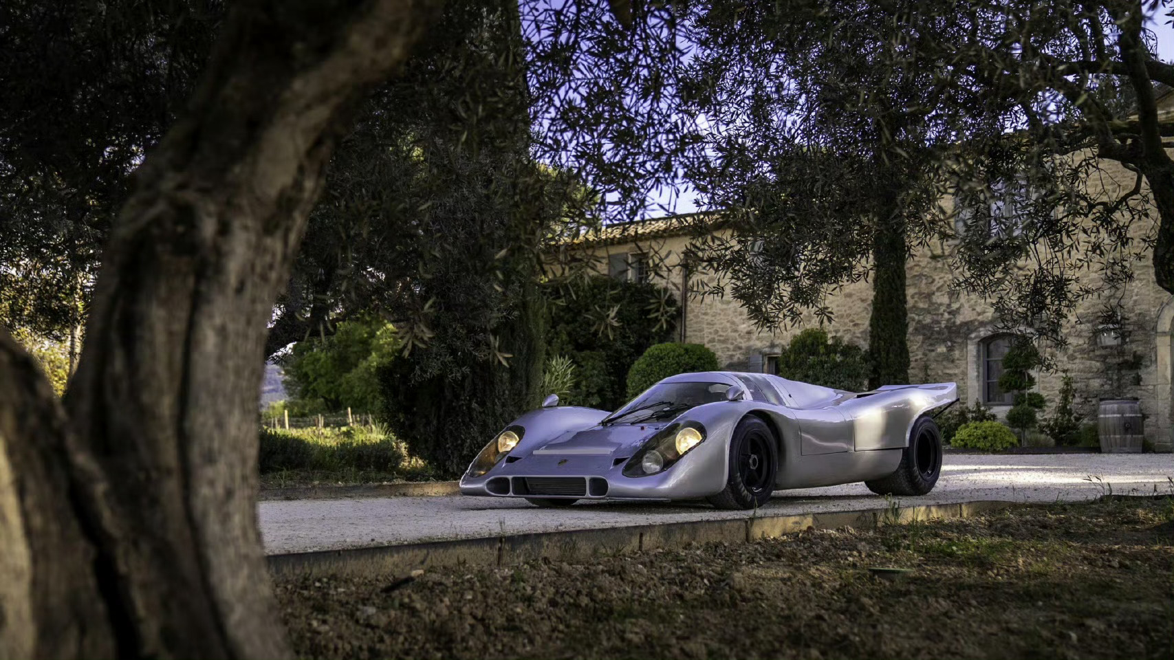 五十年时光沉淀，保时捷经典赛车917 chassis 30经改装后，依然在法国南