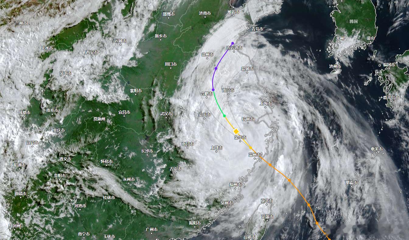 台风巴威 今天下午5点左右，将从芜湖附近跨过长江 台风巴威减弱为强热带风暴
