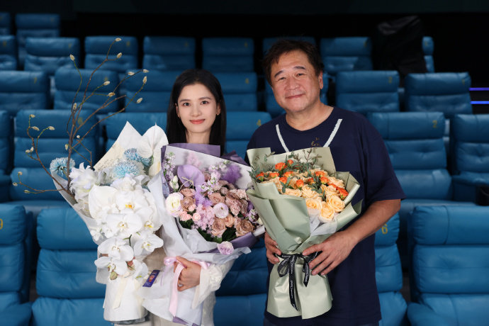 张婧仪雾里青杀青plog张婧仪与陈清雾三个多月  张婧仪雾里青杀青plog，张婧