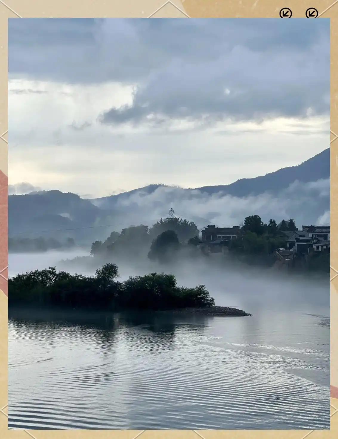 下联：雾雨洒江天。

（图片来自网络）