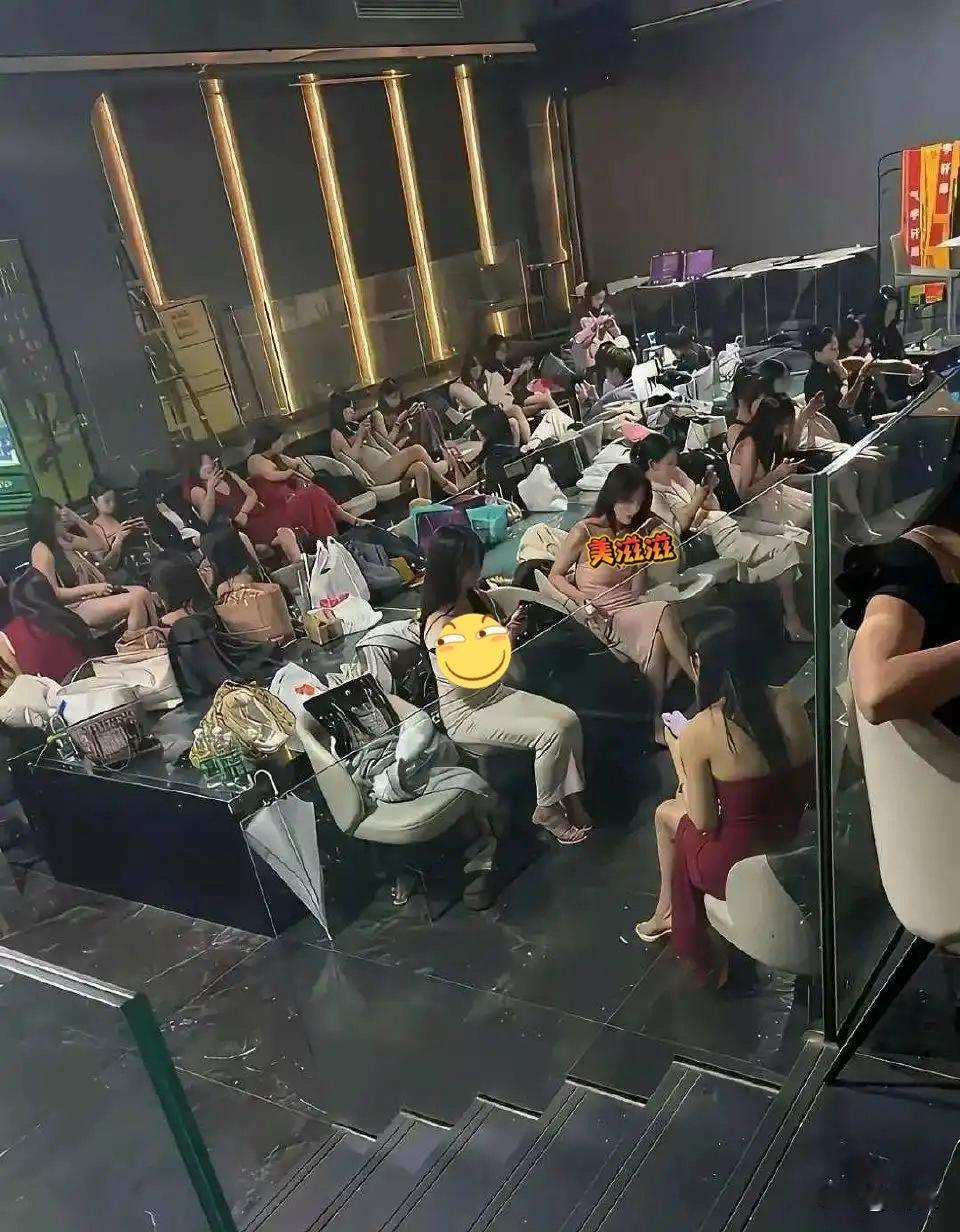 感觉一个个都挺可怜的，她们最后的归宿在哪里呢…