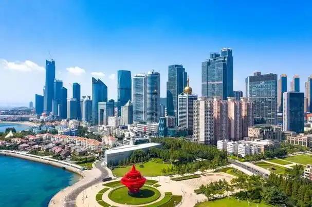 2025年上半年，青岛GDP以3900万元的微弱优势，历史性反超天津，终结了多年