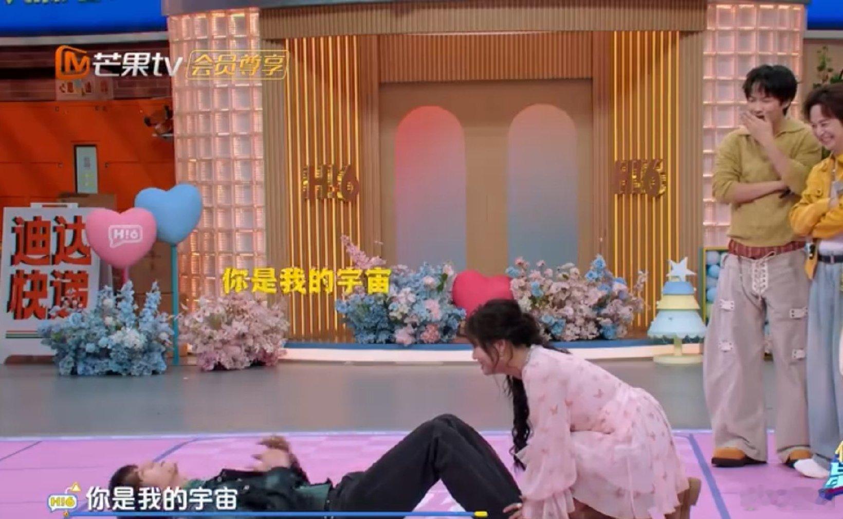 李雪琴肉眼可见的红温了  这么近距离看帅哥，给我我也红温你好星期六