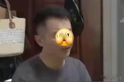浙江嘉兴男子焦某某的妻子与母亲关系非常糟糕，焦某某的妻子甚至多次对焦某某的母亲沈