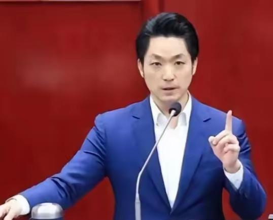 统一台湾，不能一直等！
蒋万安从其出身，经历，从政施政能力政见等方面来看，如果2