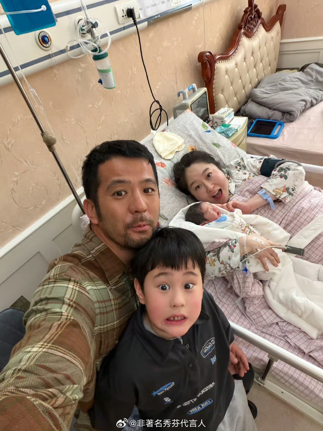 马立奥有妹妹了一家人都萌萌的～咋这么可爱，这么讨喜 