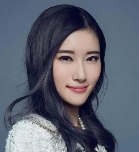 张如意，1987年6月15日出生于浙江温州，内地女演员、歌手，毕业于中央戏剧学院