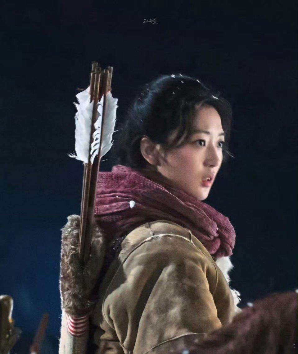 终于懂了为什么她是女主玉儿这角色被孙千盘活了，一会儿是笑起来甜糯的小姑娘，转身就