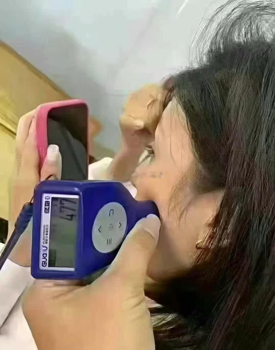 二手车不好干，漆膜仪都找兼职了~~~好奇漆膜仪这么干能测试个啥？？？ 