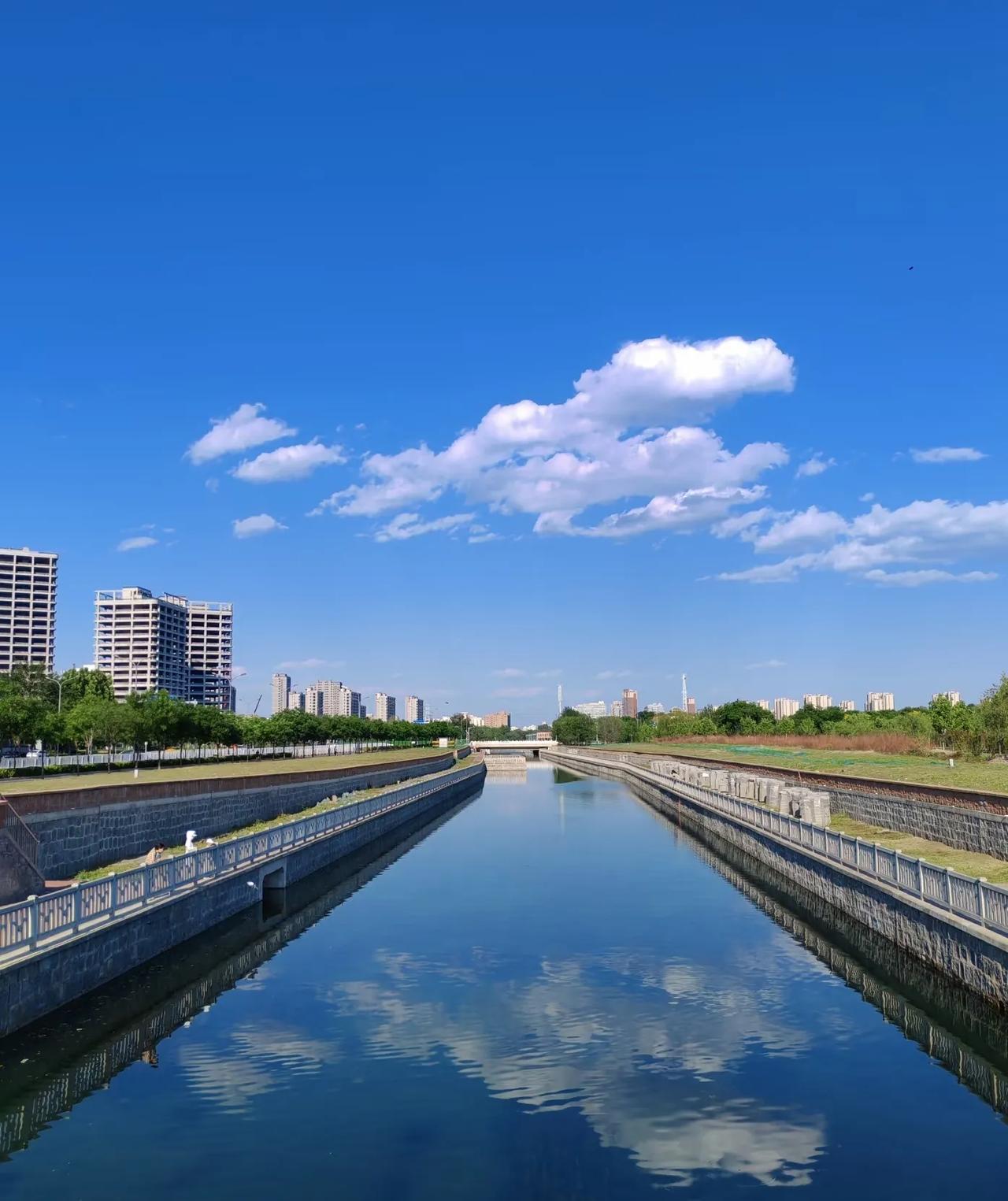 分享一张你相册里的天空风景照