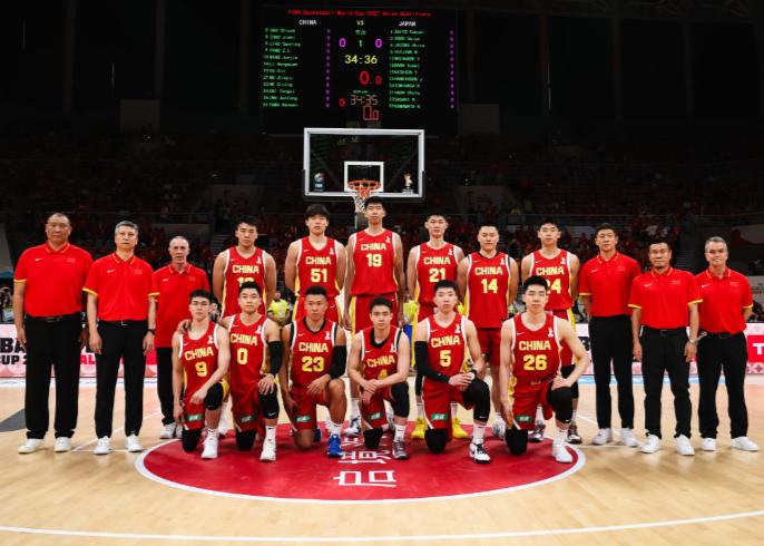 中国男篮40-50落后日本，想要逆转需要做好三点！
北京时间7月3日，世界杯资格