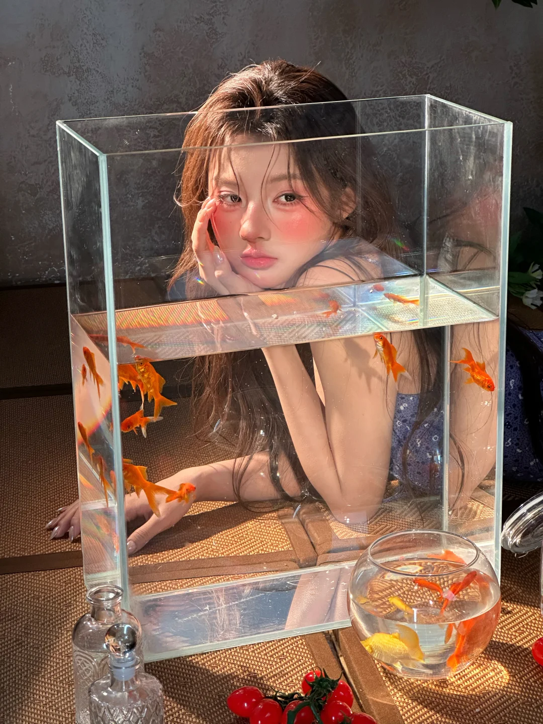 今日份拍摄搭子：一群抢镜的小金鱼🐠