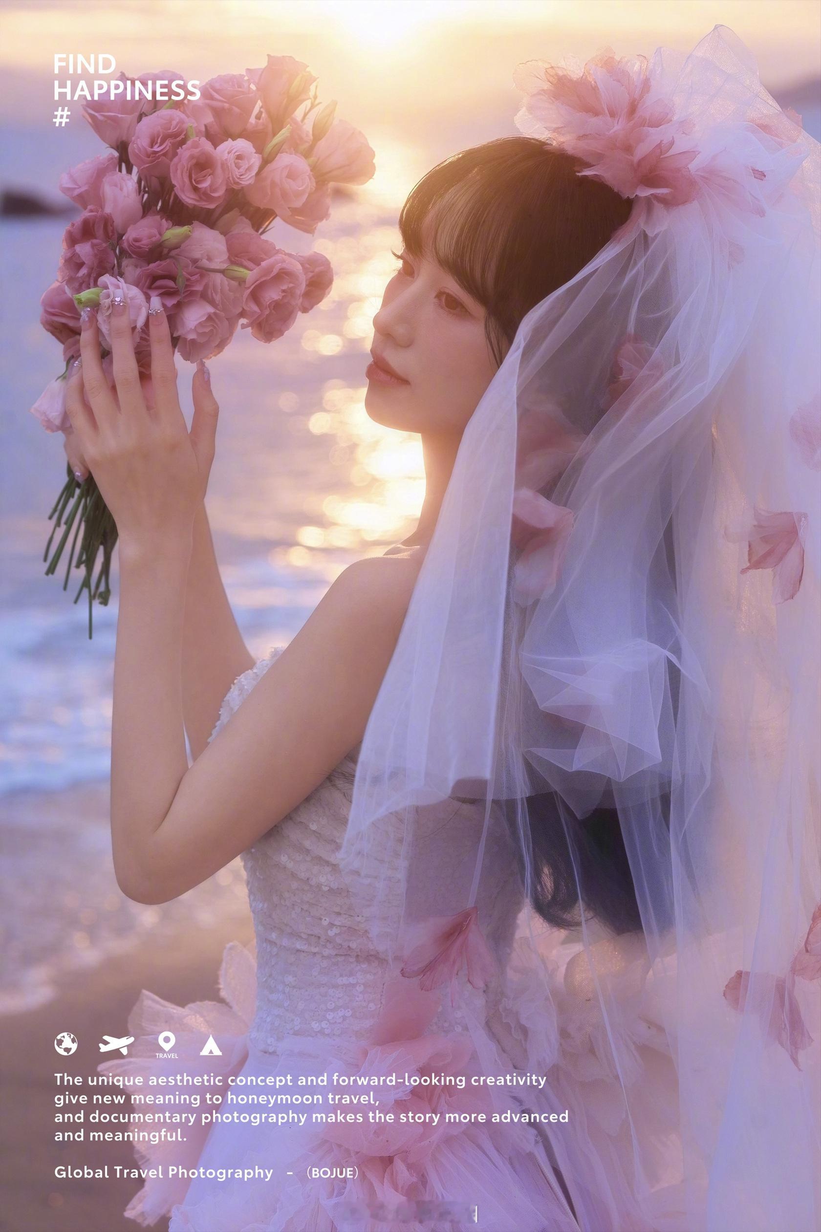 粉色夕阳下的海边誓约💑，少女心爆棚的浪漫婚纱照💖在这片被晚风轻抚的海岸线🌅