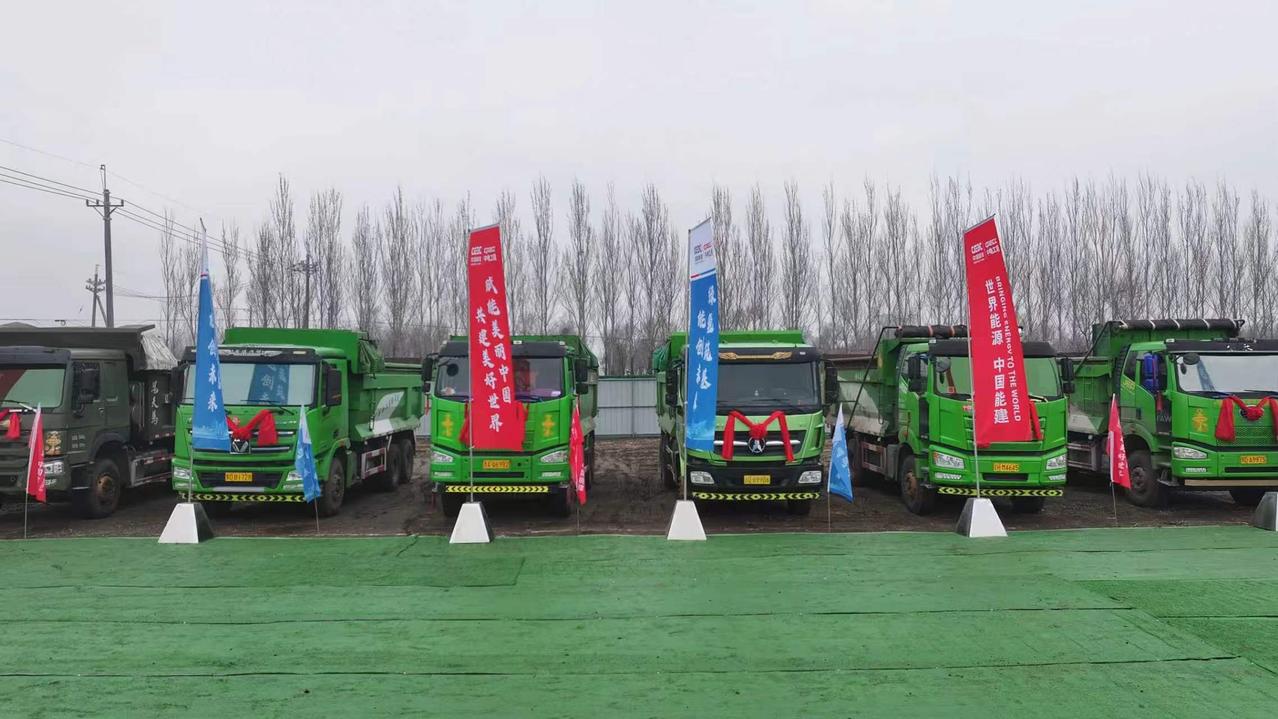 我发现最近很多人开始讨论一个问题：为什么能源价格，总是让人没有安全感？今天涨一点