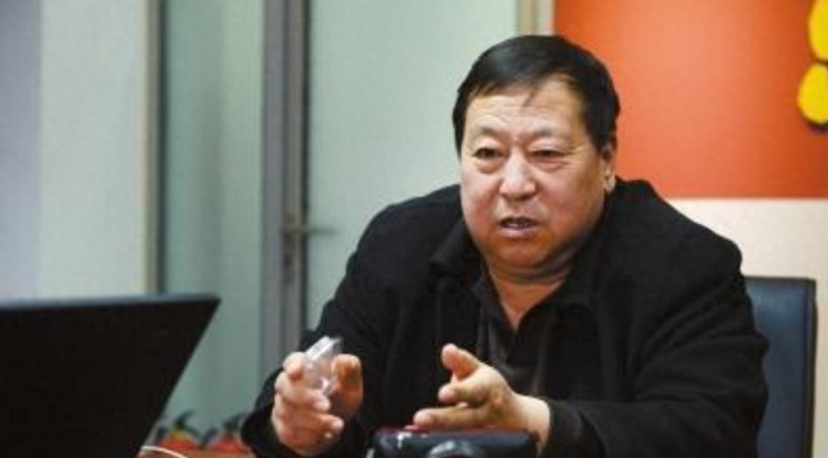 一个警察，为啥要用11年时间，赌上自己的全部，去给一个20年前就被枪决的小伙子讨