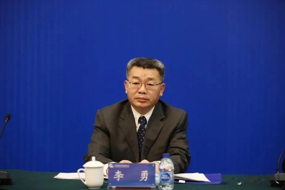 太给力，3天拍死2名大老虎！中国海洋石油集团有限公司总经理李勇被通报审查，他是继