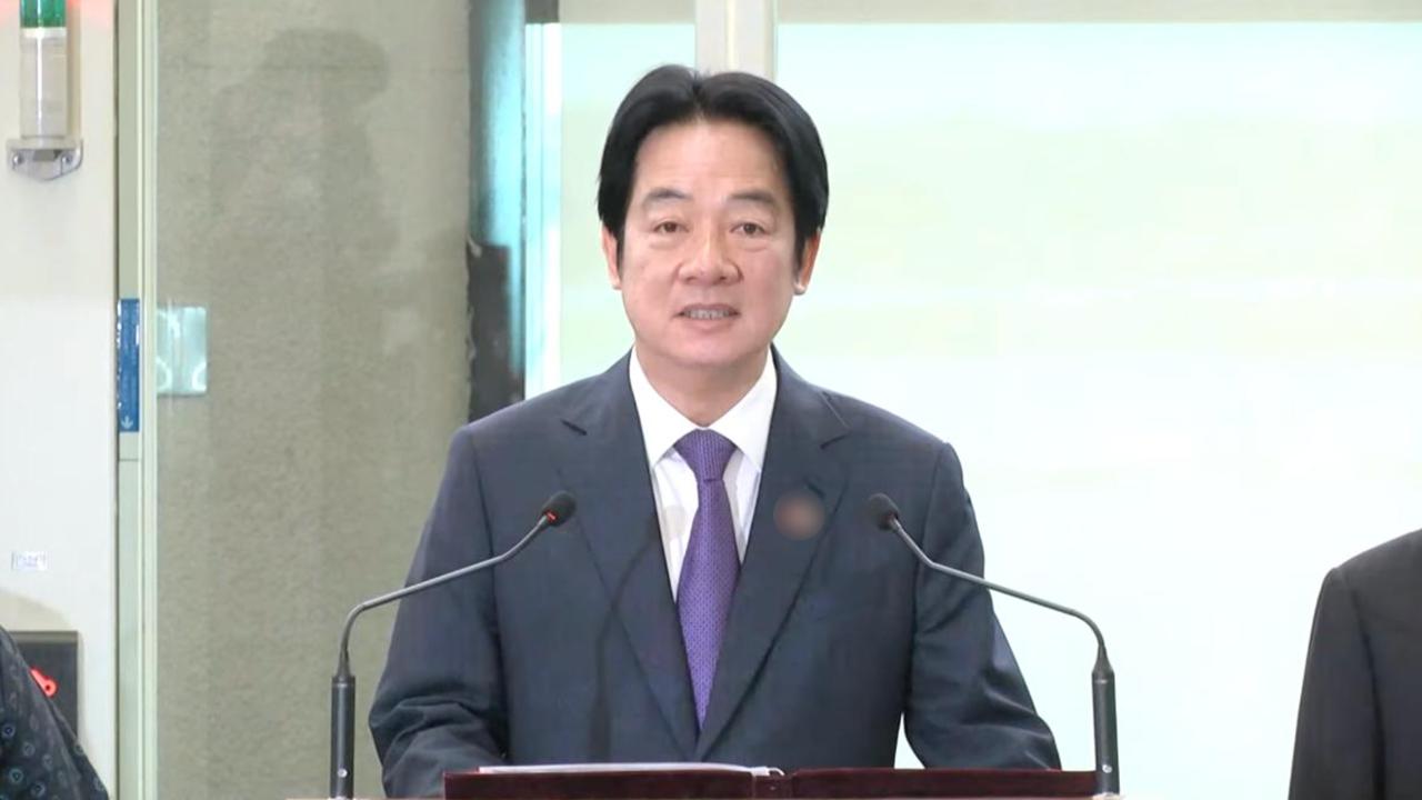 落地了！赖清德“蹭”飞机回台，这场“潜行”闹剧终于收场了？

今天（5日）早上1