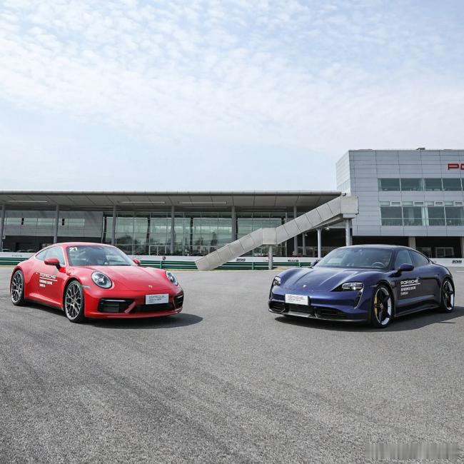 揭秘保时捷供应链剧变：本土伙伴助其完成“软硬解耦”关键跃迁在保时捷2025财年新