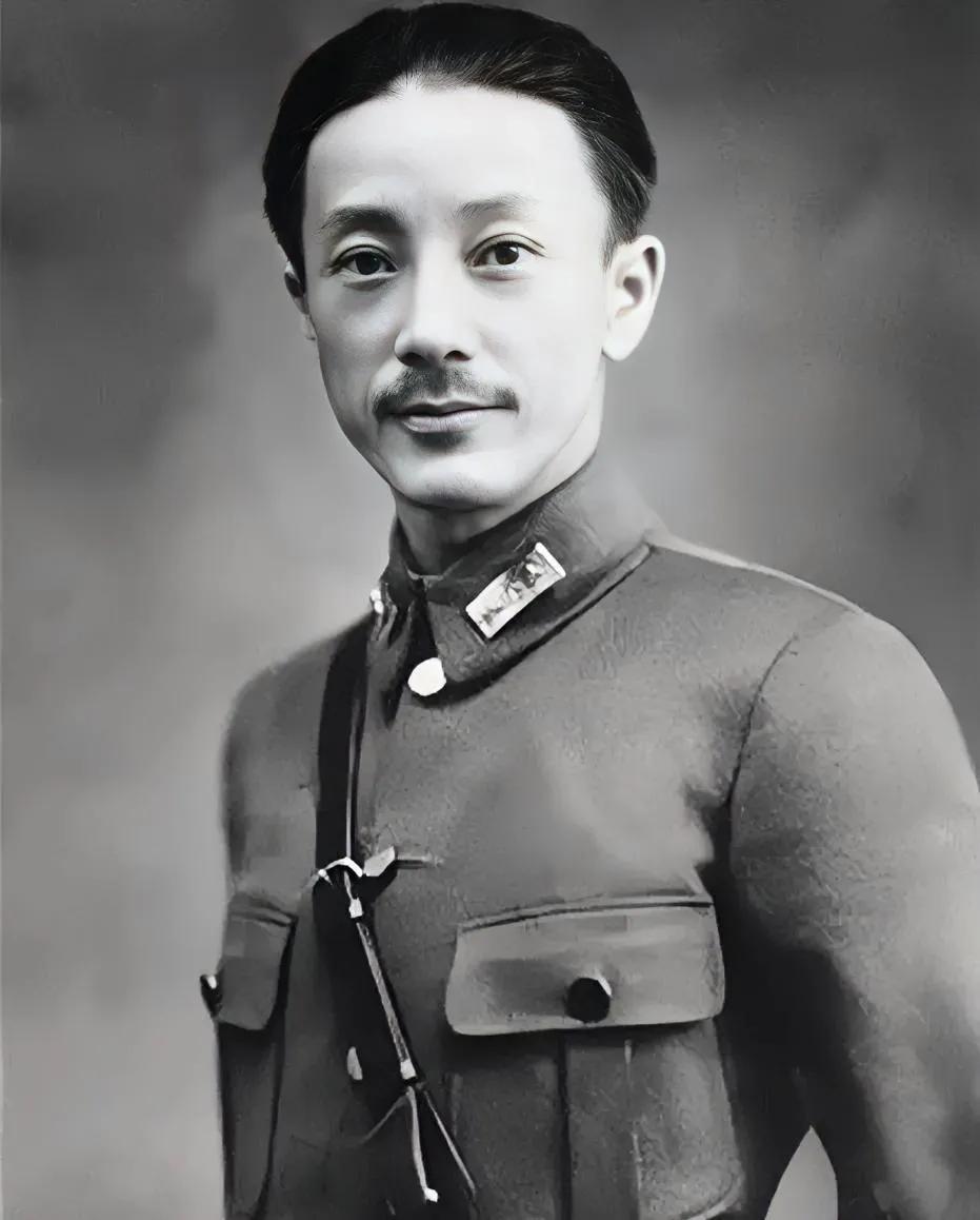 1967年6月8日，抗日名将蒋光鼐在北京病逝，享年79岁。
蒋光鼐，字憬然，广东