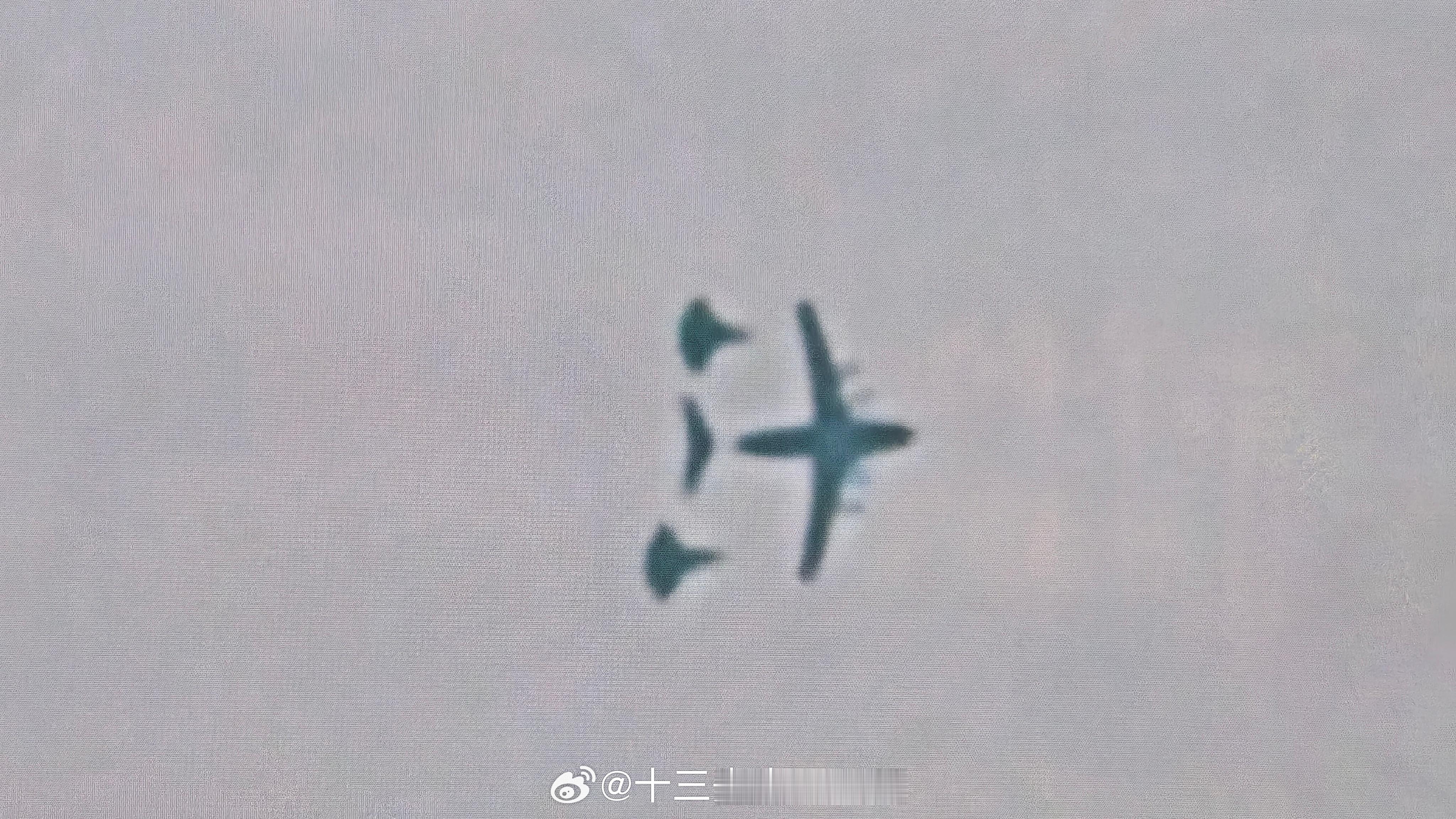 科幻了啊兄弟萌！！J72+YY20 