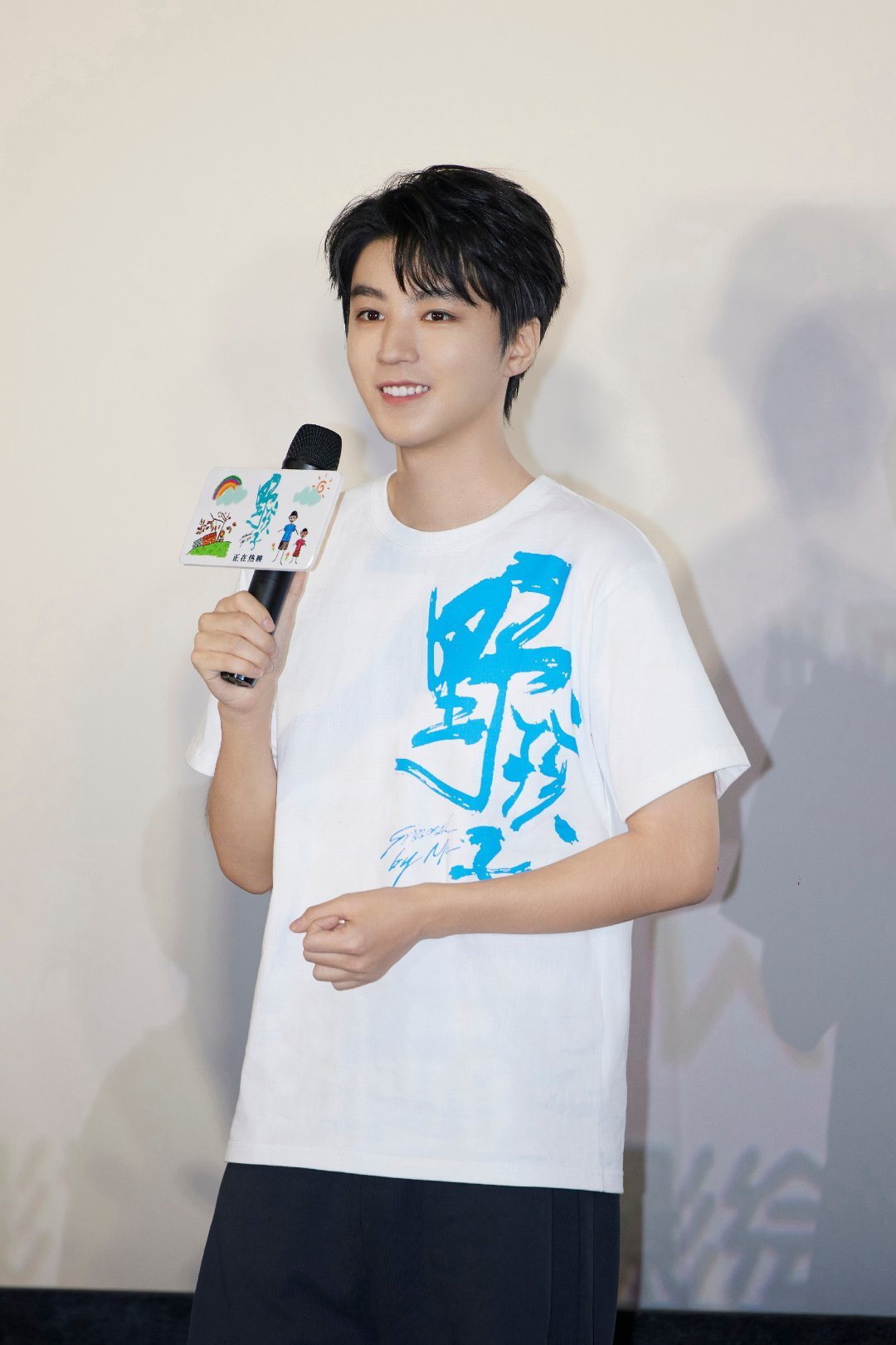 江苏卫视跨年 “秋风寄托思念，枫叶里藏了你的名字” "𝑻𝒉𝒆 𝒂𝒖𝒕