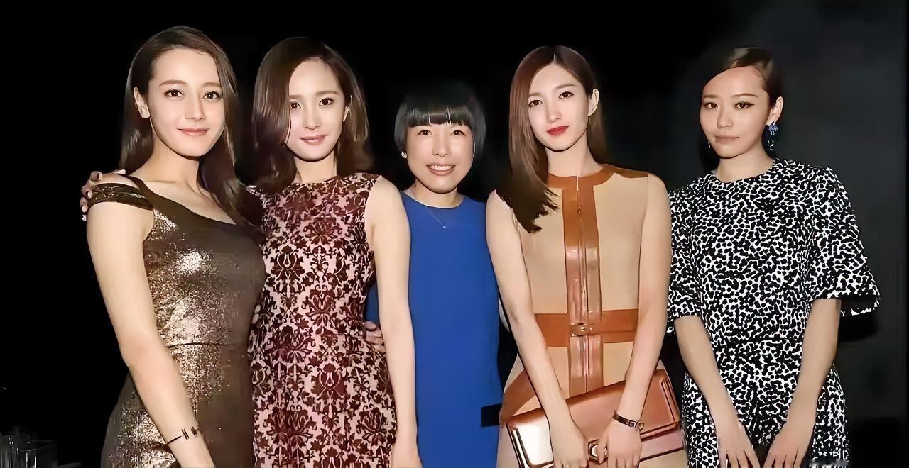 热巴，杨幂，张宇，江疏影，张靓颖
从气质，身高，颜值演技上看
江疏影并不差，但就