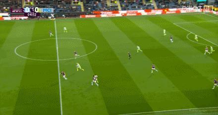 曼城1比0伯恩利｜曼城1-0伯恩利登顶，哈兰德单刀闪击制胜逸达看球