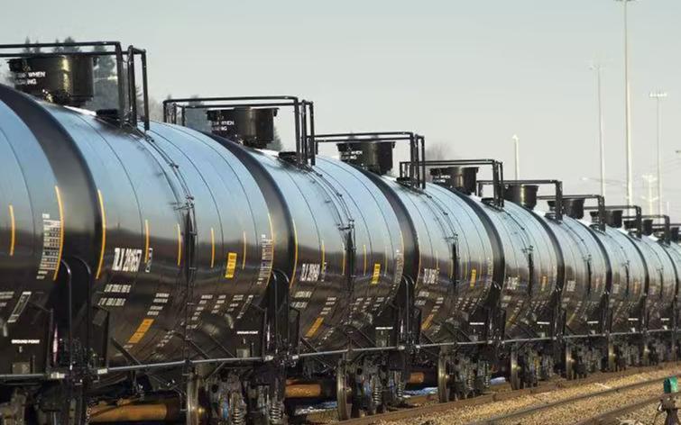 委内瑞拉：曾经富过沙特，为何现在这么惨？首先，委内瑞拉是一个大国，并不是一个小国