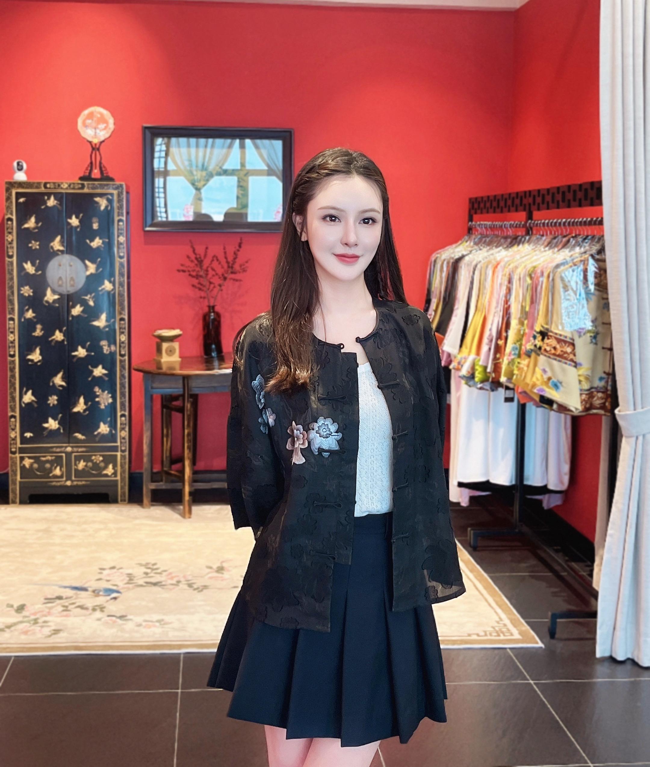 你说爱像云 要漂浮才美丽