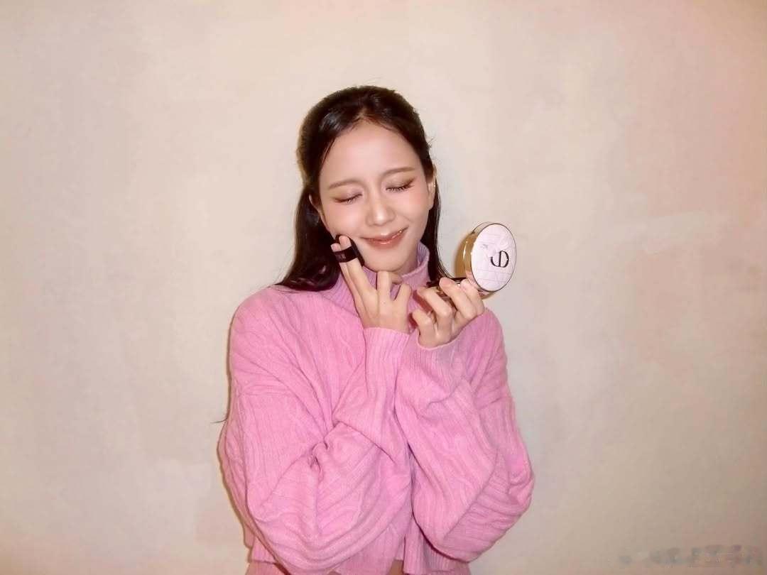 金智秀迪奥全球品牌大使💋Dior💗亲闺女我老婆 这张脸是真的太美了❤️❤️