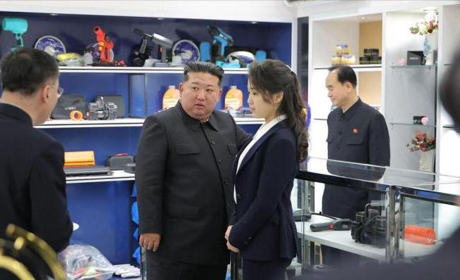 朝鲜对伊朗态度有了变化。据路透社报道，出席国家情报院闭门简报会的国会议员朴善元（