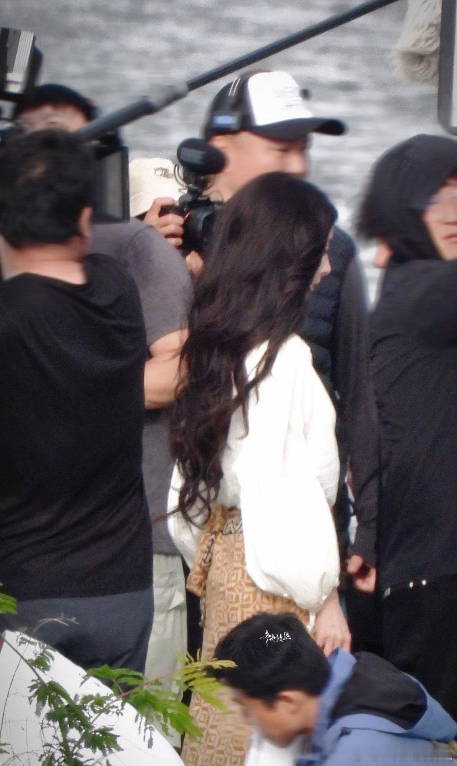 幂《末路狂花》路透，造型好多好美