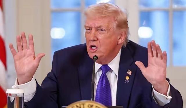 西方的石油交易员都在瑟瑟发抖，不抢油了，中国不抢油了，反而更可怕。现在全球都在等