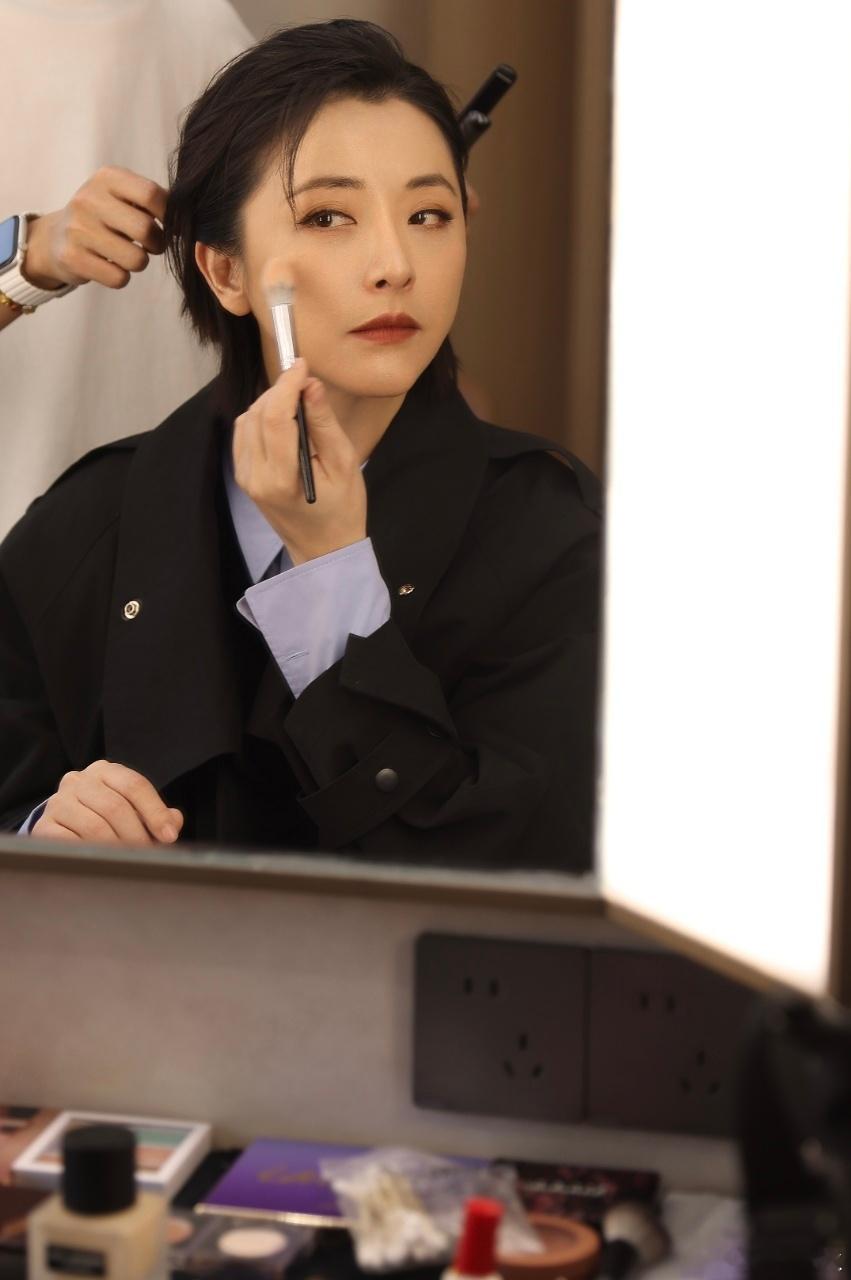 黄小蕾新剧螳螂女 其实孙彩云的悲惨过往，谁又能懂呢？她的苦衷也许我们不容易理解，