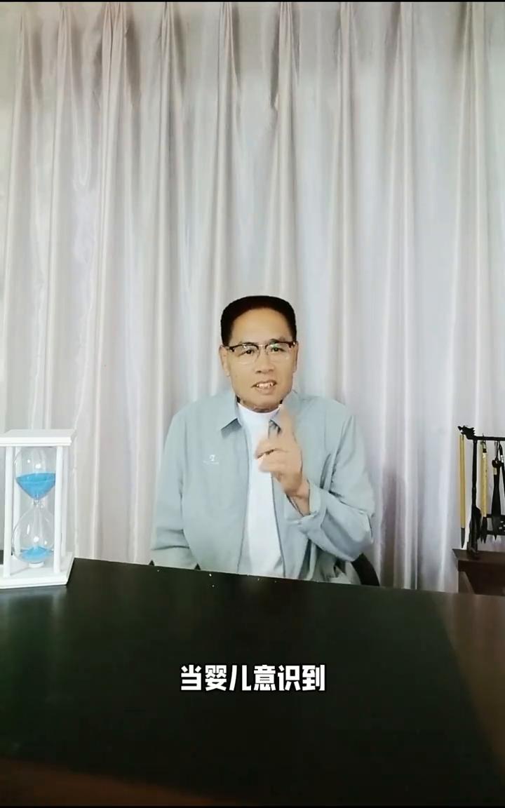 不怕"本源性"自恋，就怕"继发性"自恋。
现在随着心理学的不断普及，人们对"自恋