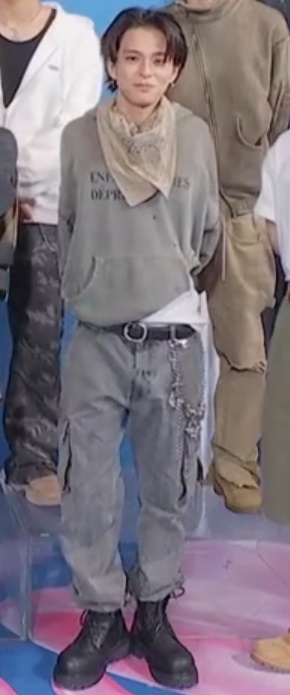 我笑得肚子疼 