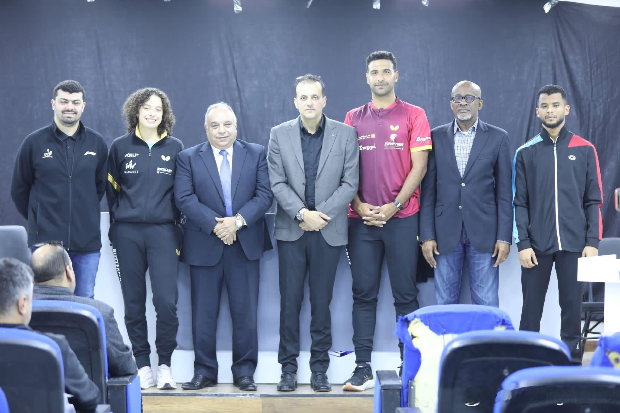 汉娜·高达、奥玛·阿萨尔出席2026非洲杯官方新闻发布会 