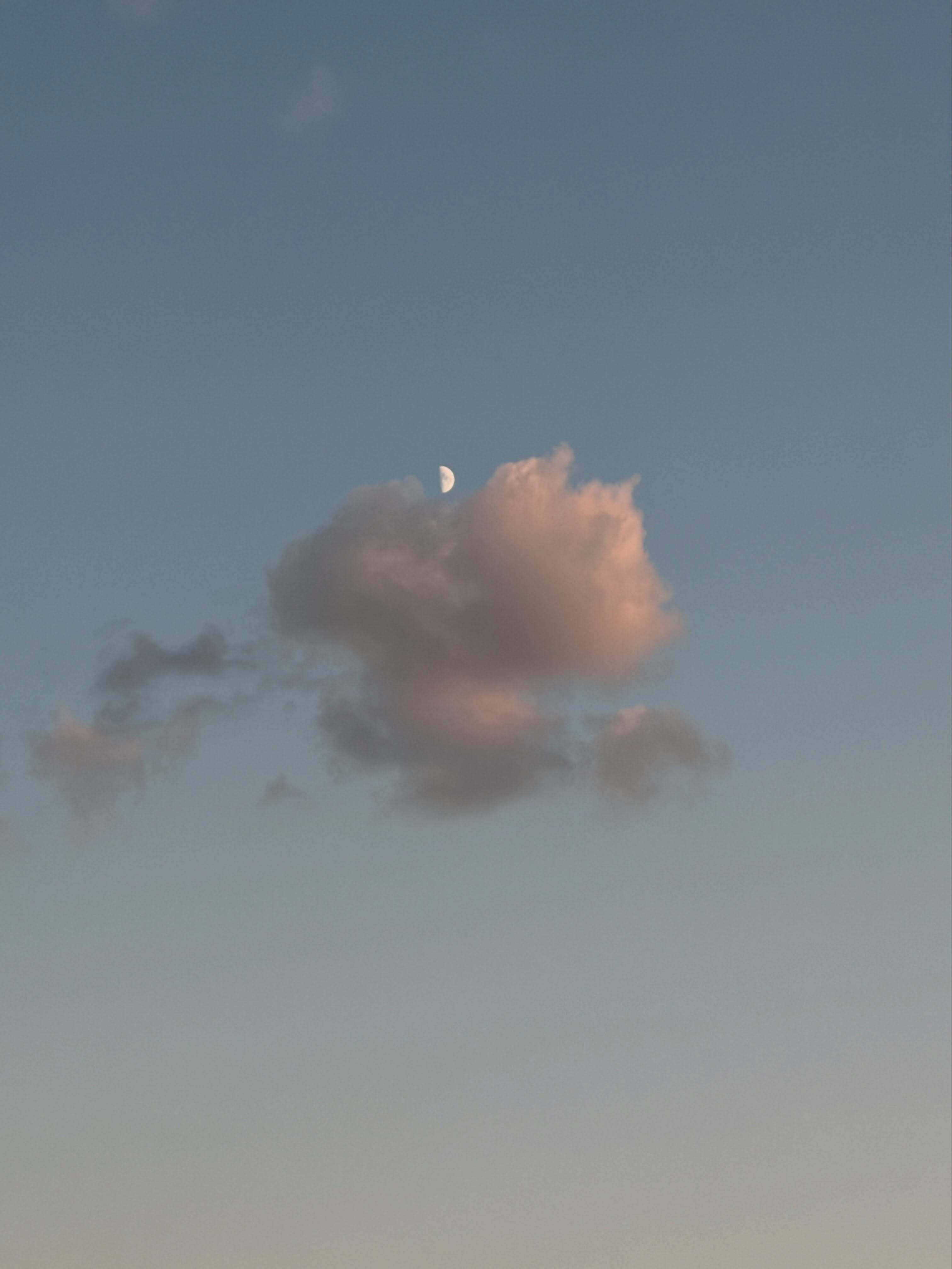 【INS】2026.9.19更新|하트 구름 위에 달 🤍☁️🌛 
