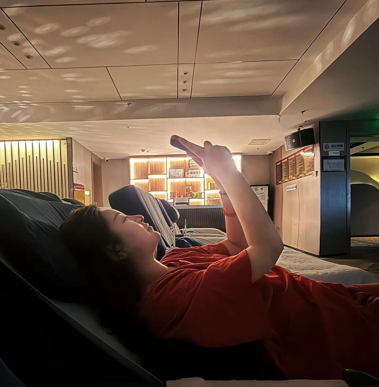 宝贝对不起 不是不爱你 是你老婆不允许享受独处