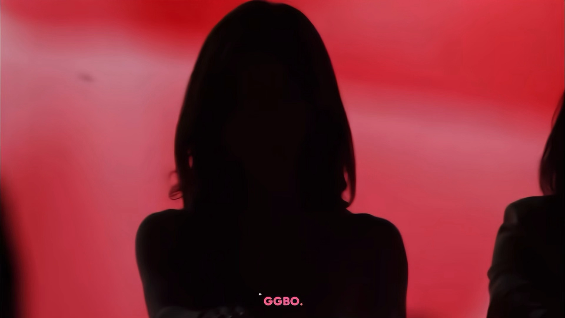 妈妈呀 灯亮起来那一刻露儿真就是神降临