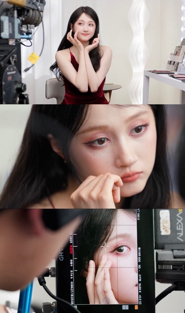 关晓彤的三种发型关晓彤今天凭发型鲨疯了！羊毛卷直接就是一个萌化人心的大动作，黑长