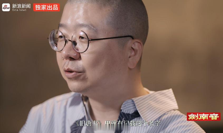 李诞对话王祖贤唐时宫廷酒 今日剑南春李诞跟王祖贤聊的时候说“你永远不用去改变，你