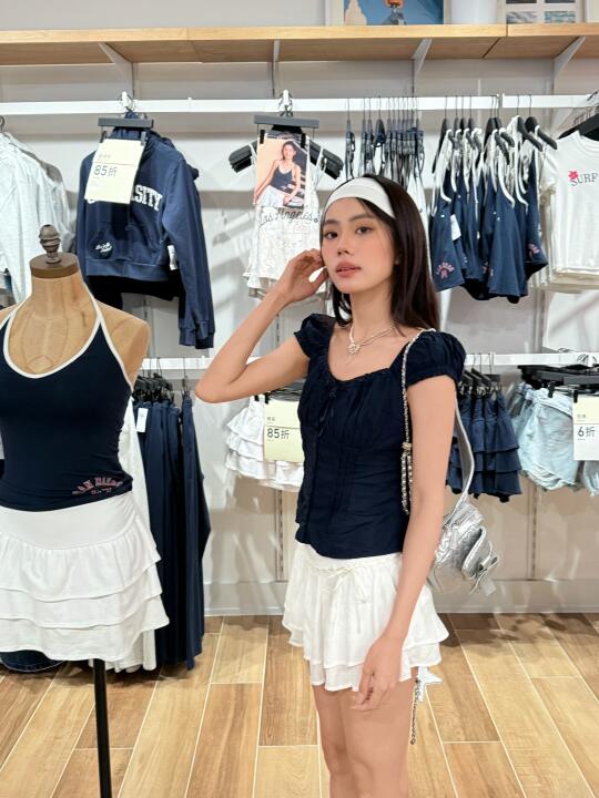 逛逛新衣胡里 (*´ч`*)ᵎᵎᵎ