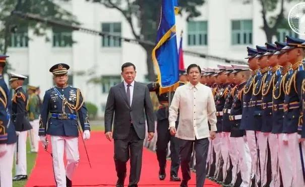 柬埔寨首相洪玛奈为自己下注美国，支持菲律宾付出了代价，洪玛奈上台后，在扶南运河、