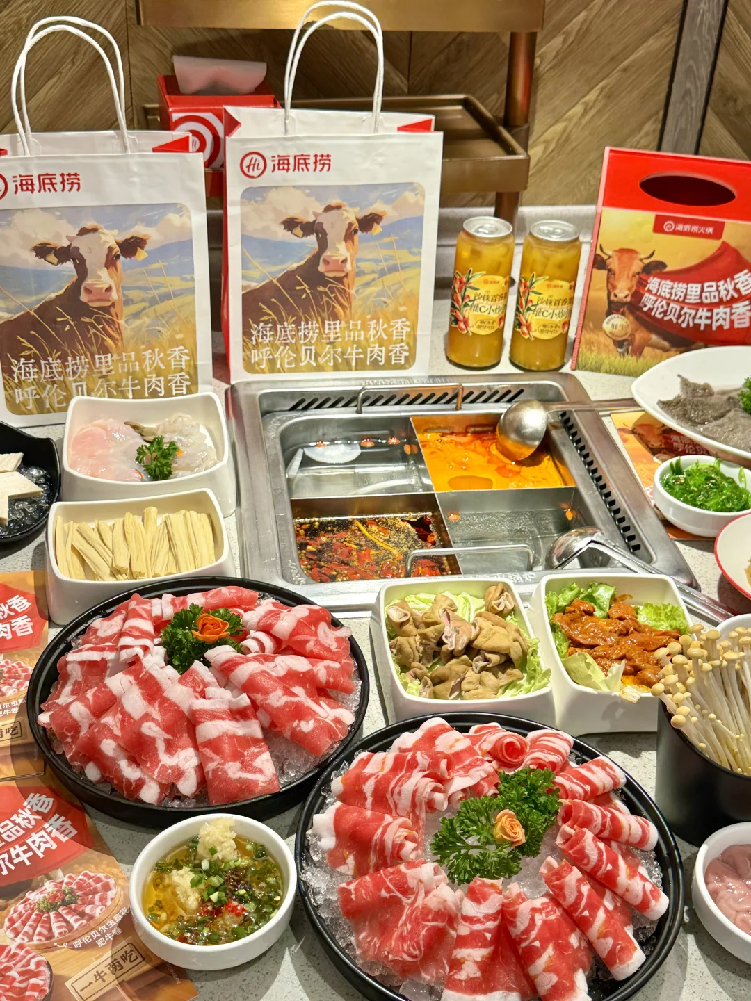 海底捞小哥:今天你是第八个这样点的……